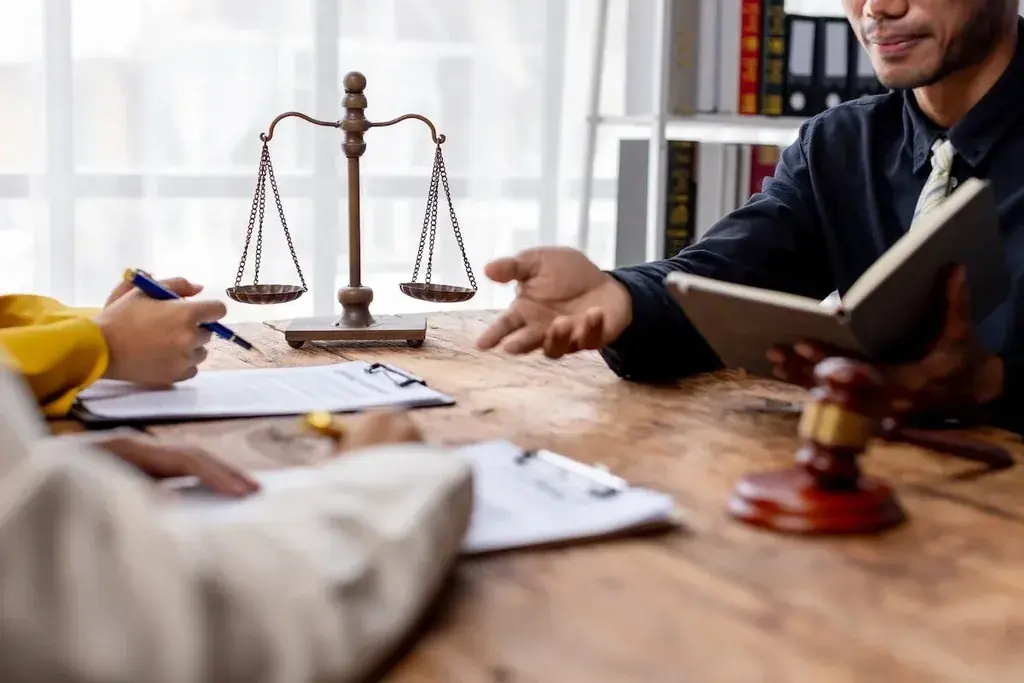 How a Contested Divorce Attorney in NM Prepares Clients for Divorce Hearings